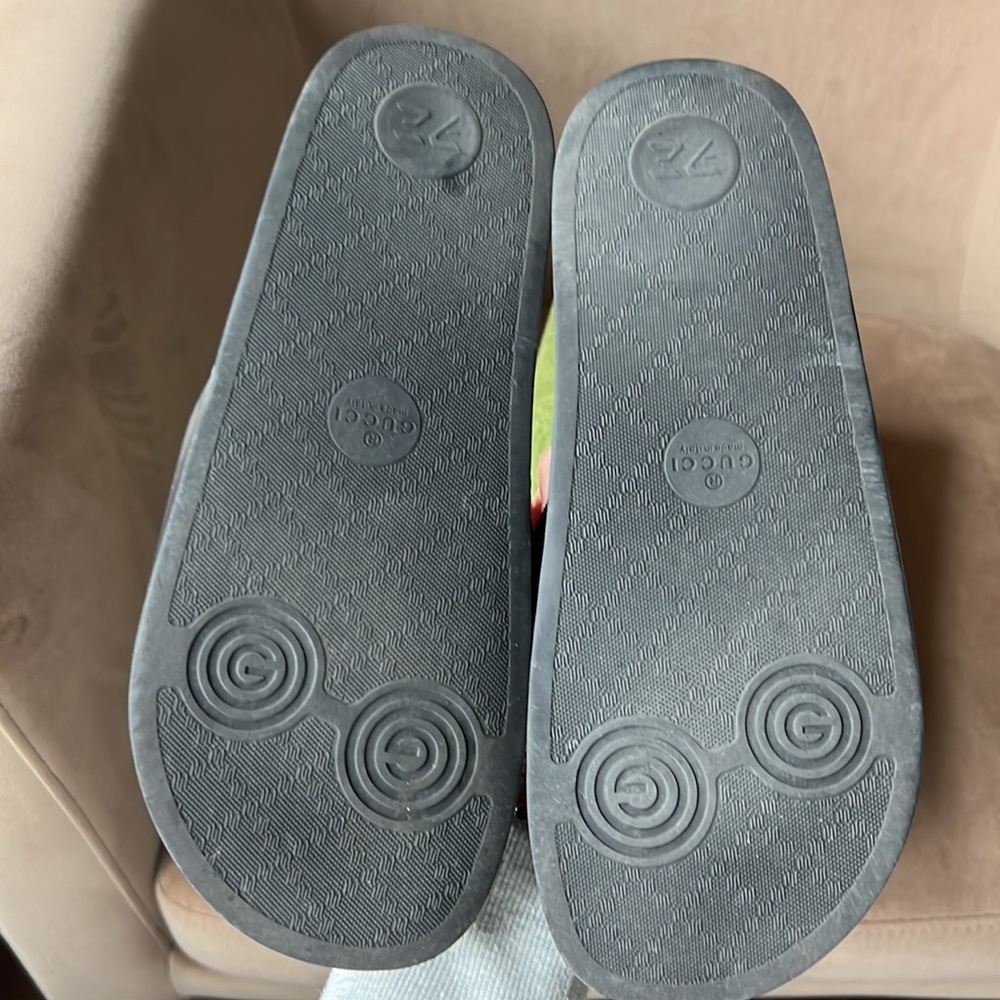 Gucci Pursuit Puffy Slide Women’s Size 9 - Picture 3 of 5